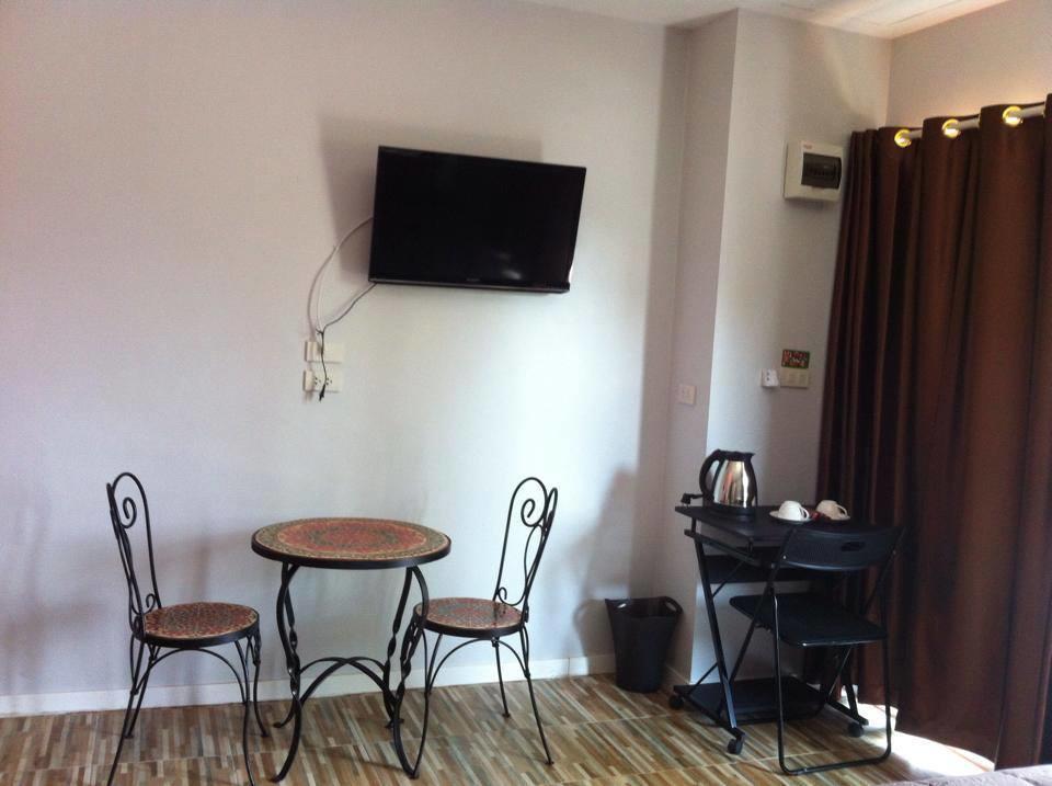 R2 Apartment Service Nakhonratchasima Room photo