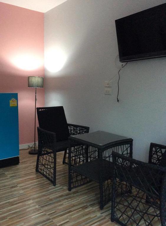 R2 Apartment Service Nakhonratchasima Room photo