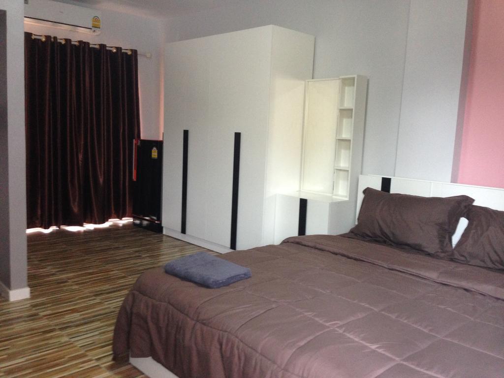 R2 Apartment Service Nakhonratchasima Room photo