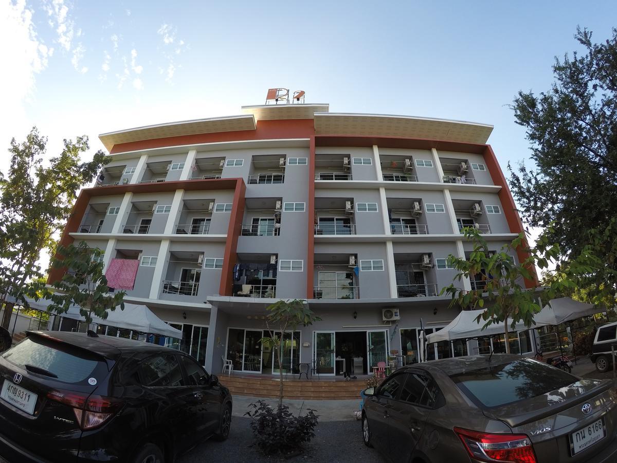 R2 Apartment Service Nakhonratchasima Exterior photo