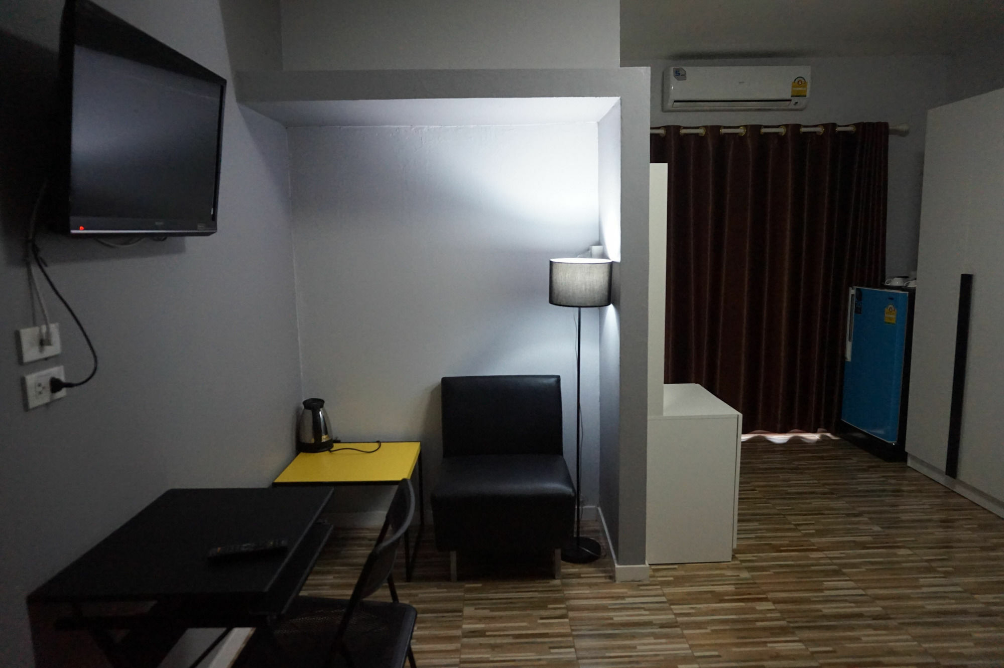 R2 Apartment Service Nakhonratchasima Exterior photo