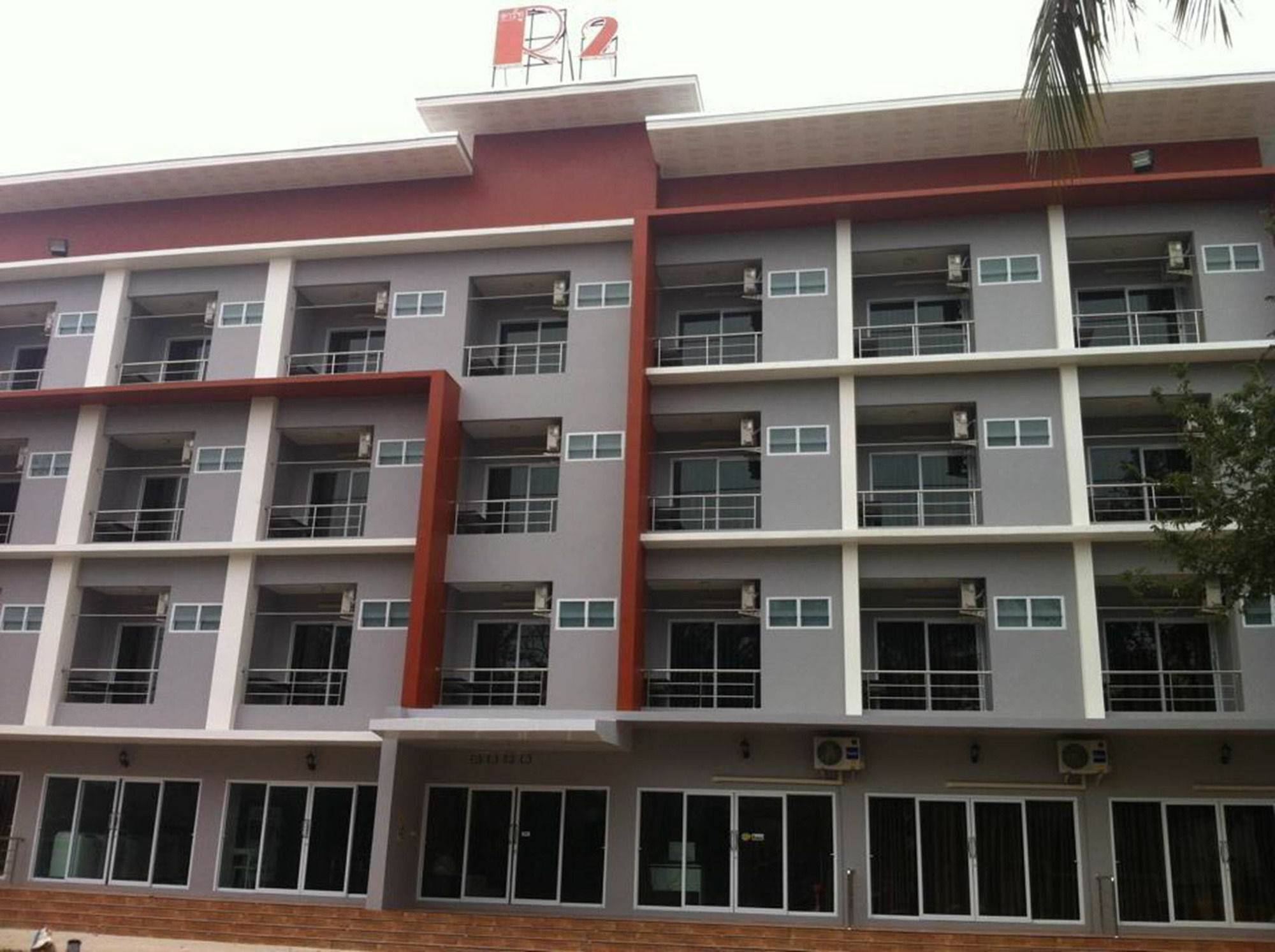 R2 Apartment Service Nakhonratchasima Exterior photo